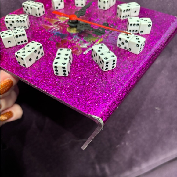 Pink Glitter Excalibur Las Vegas Clock - Picture 6 of 6